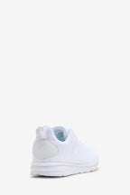 FILA Men's Classico Sneaker