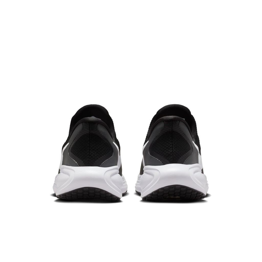 Nike Revolution 8 – Unisex Road Running Shoe