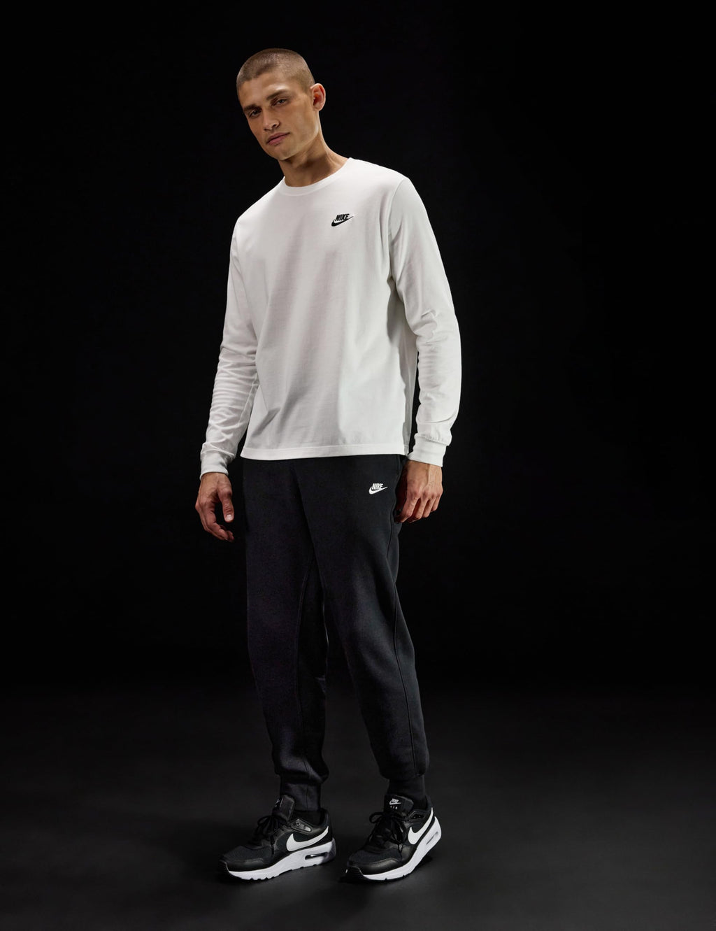 Nike Air Max AP – Women's Lifestyle Running Shoe