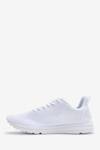 FILA Men's Classico Sneaker