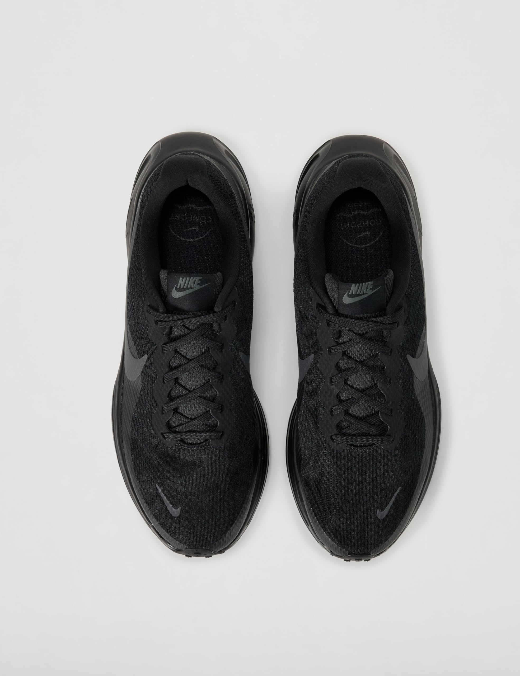 Nike Downshifter 13 – Men's Training Shoe (Black)