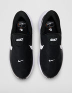 Nike Revolution 8 – Unisex Trainer (Black)