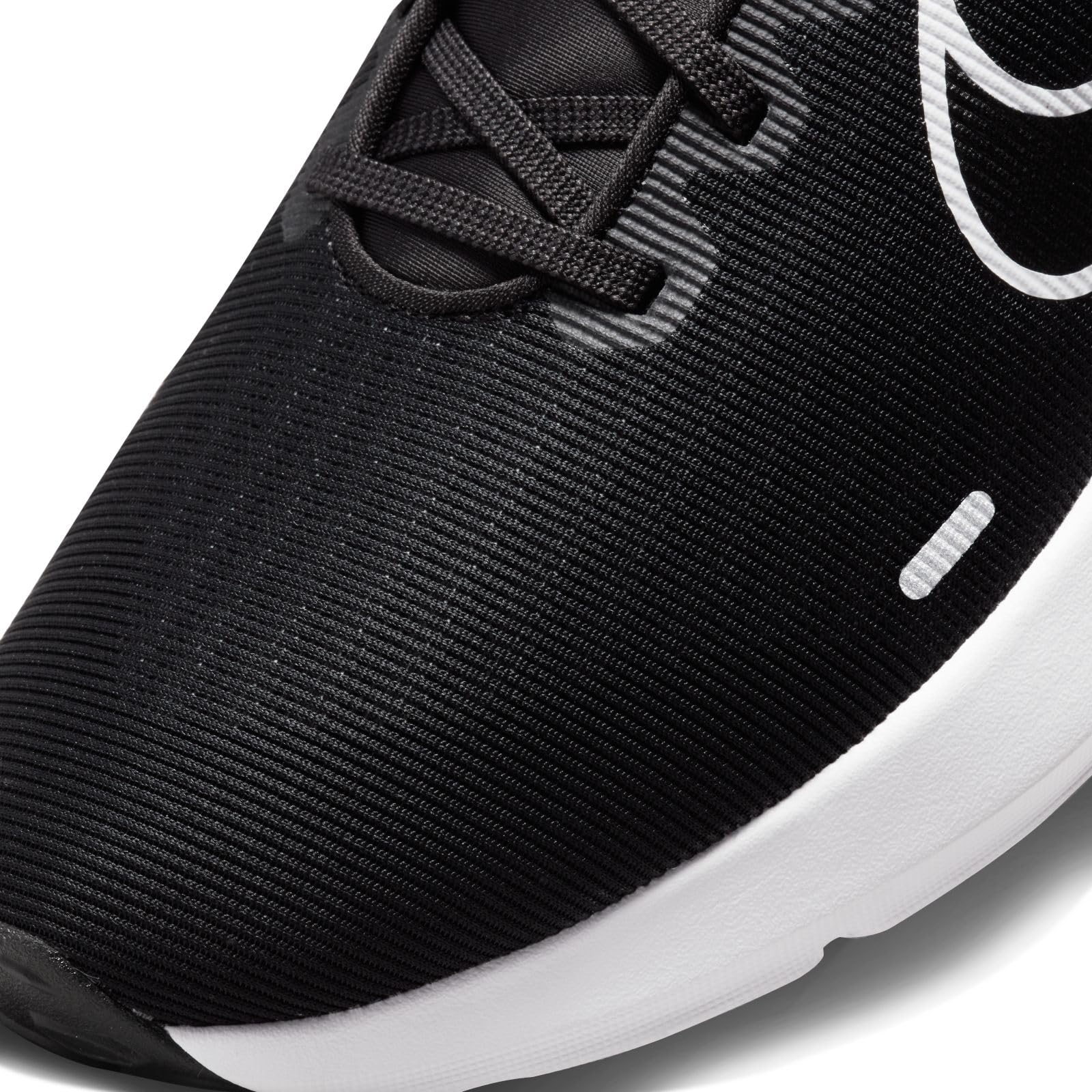 Nike Downshifter 12 – Men's Road Running Shoe
