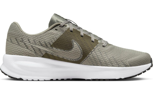 Nike Revolution 8 – Unisex Trainer (Multicolour)