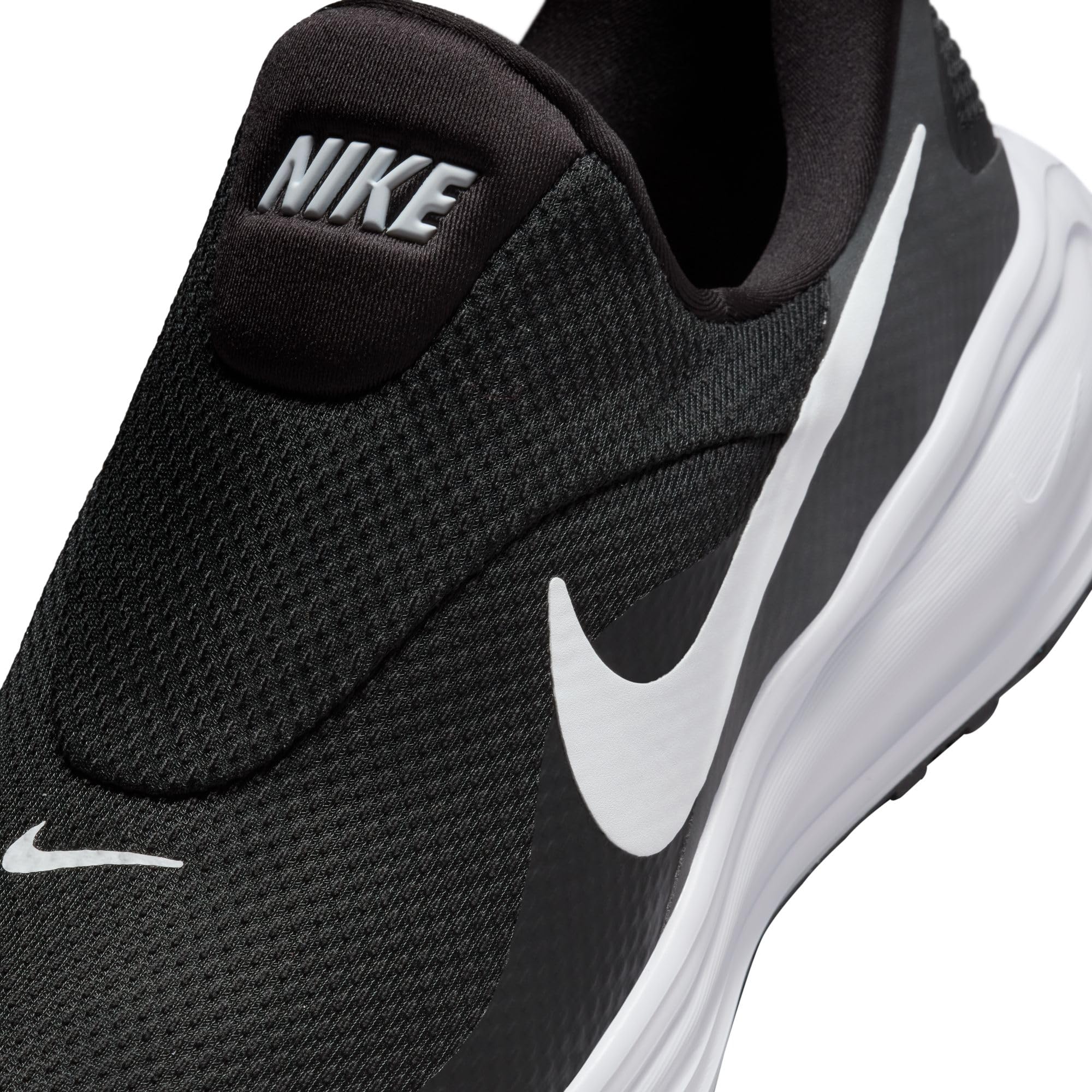 Nike Revolution 8 EasyOn – Men's Running Shoe